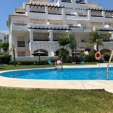 Ground Floor 2bed Duquesa Manilva アパート