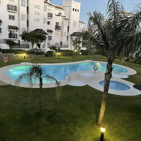 アパート Ground Floor 2bed Duquesa Manilva サン・ルイス・デ・サビニリャス